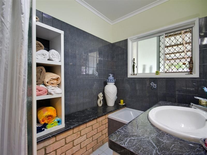 123 Loridan Drive, Brinsmead QLD 4870