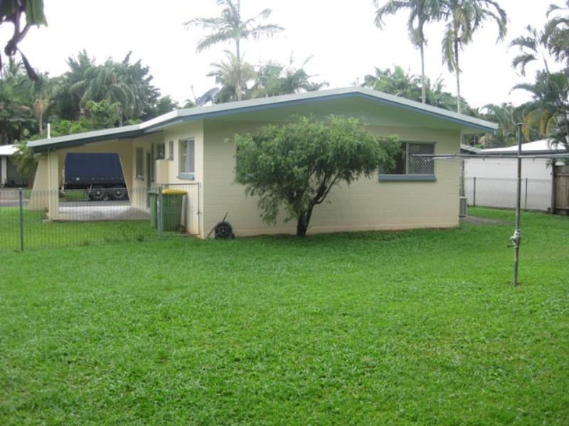 17 Windsor Close, Brinsmead QLD 4870