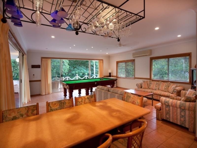 5 Crystal Close, Redlynch QLD 4870