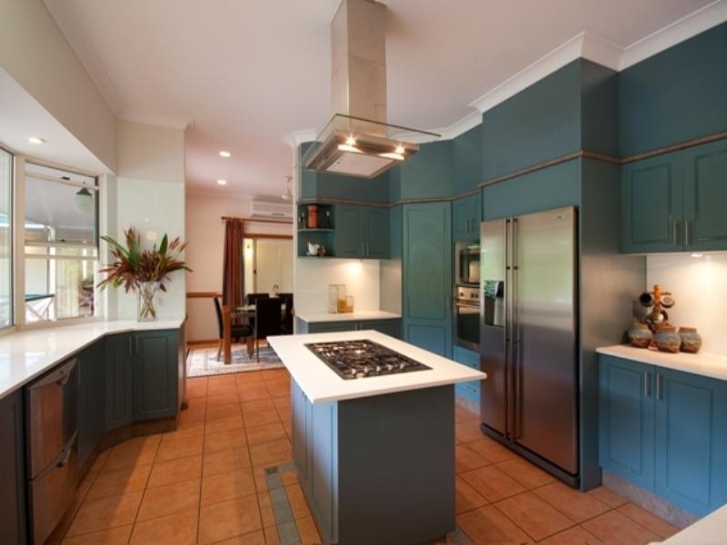 5 Crystal Close, Redlynch QLD 4870