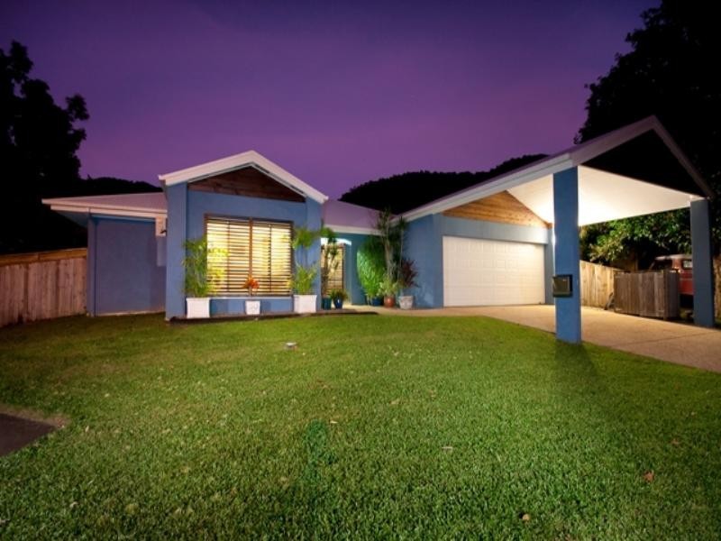 1 Fairley Street, Redlynch QLD 4870
