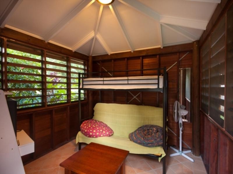 1 Fairley Street, Redlynch QLD 4870