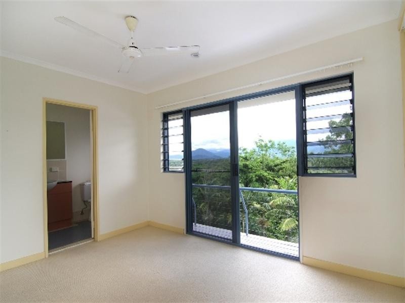 15/16 Ray Street, Yorkeys Knob QLD 4878