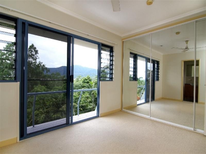 15/16 Ray Street, Yorkeys Knob QLD 4878