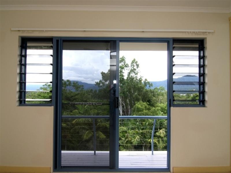 15/16 Ray Street, Yorkeys Knob QLD 4878