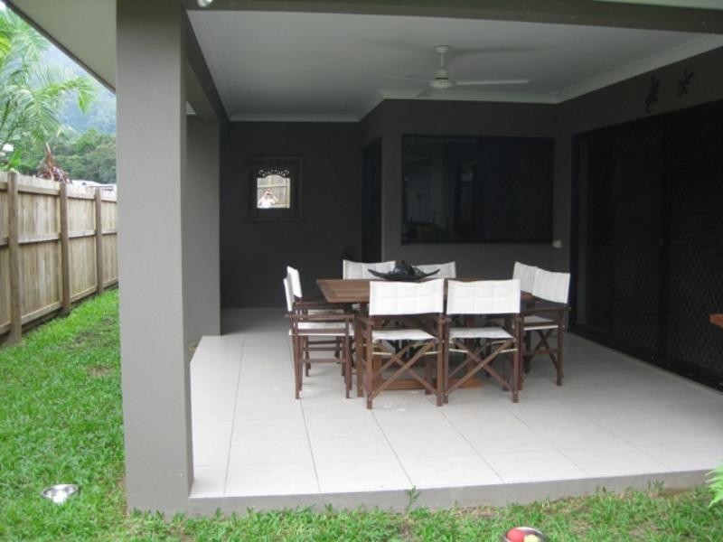 7 Scaglioni Street, Redlynch QLD 4870