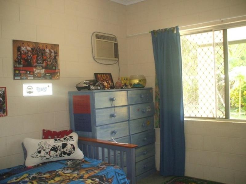 13 Windsor Close, Brinsmead QLD 4870