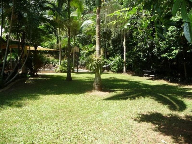33 Red Ochre Court, Redlynch QLD 4870