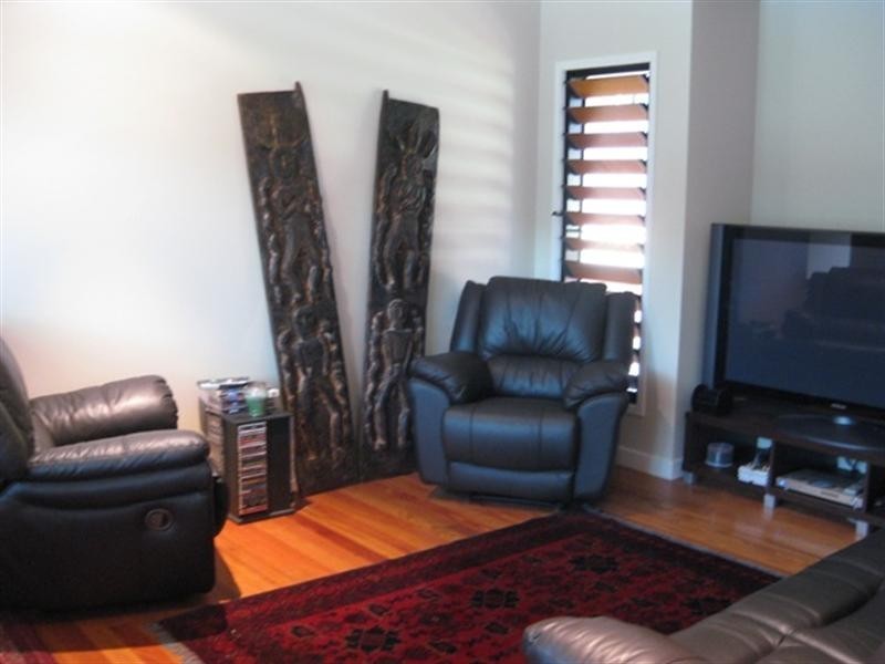 33 Lum Jim Street, Redlynch QLD 4870