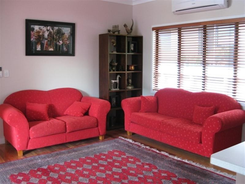 33 Lum Jim Street, Redlynch QLD 4870