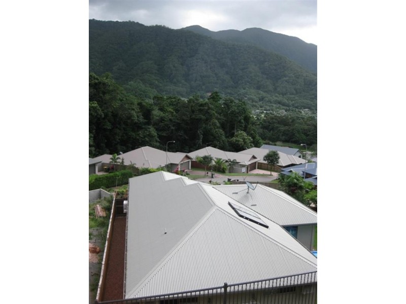 33 Lum Jim Street, Redlynch QLD 4870