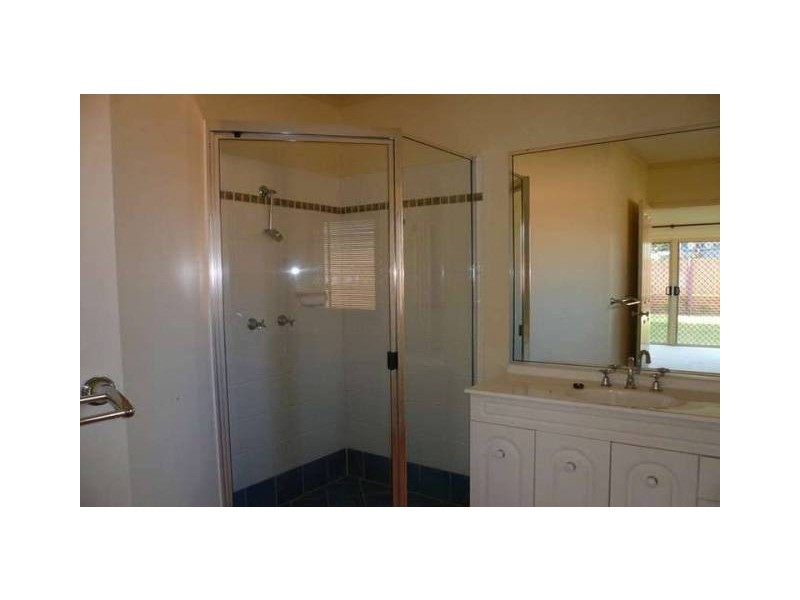 7 Brian Street, Brinsmead QLD 4870