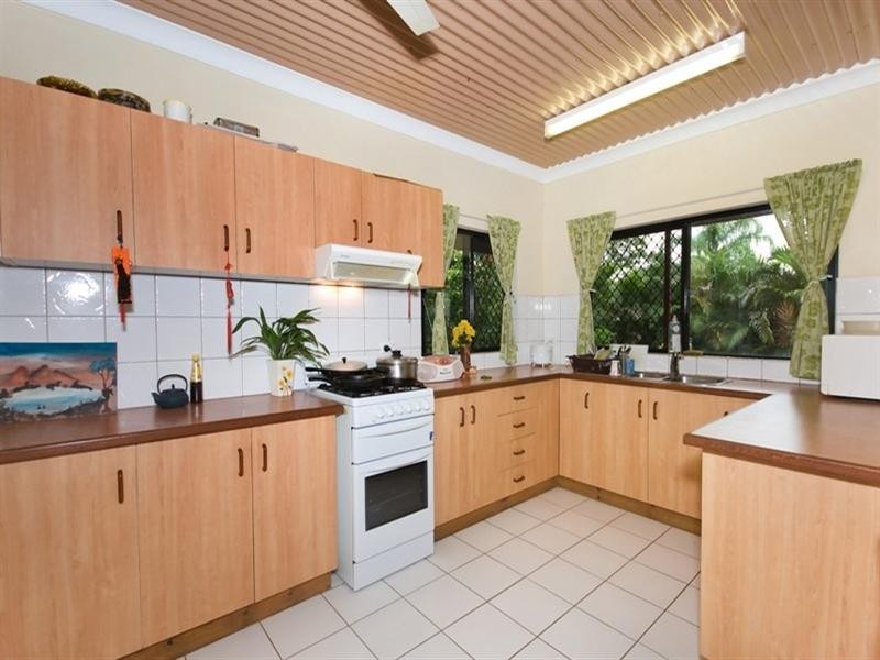 5 Chelsea Close, Kewarra Beach QLD 4879