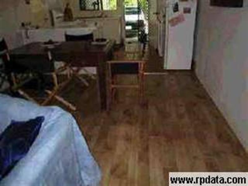 4/13 Le Grande, Freshwater QLD 4870