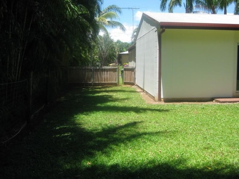 10 Macadamia, Redlynch QLD 4870