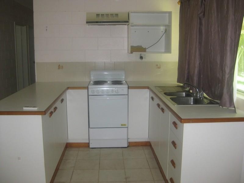 10 Macadamia, Redlynch QLD 4870