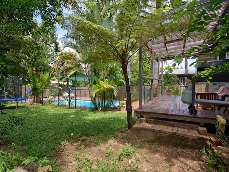 20 Duignan Street, Whitfield QLD 4870