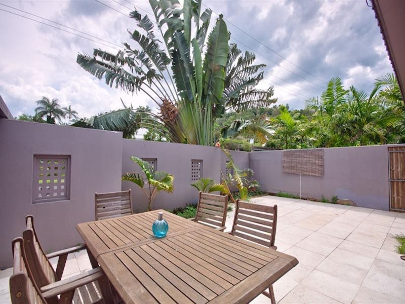 20 Duignan Street, Whitfield QLD 4870