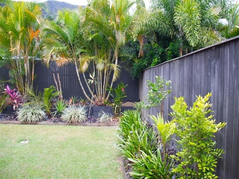 9 Gamburra Street, Redlynch QLD 4870