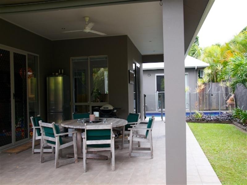 9 Gamburra Street, Redlynch QLD 4870