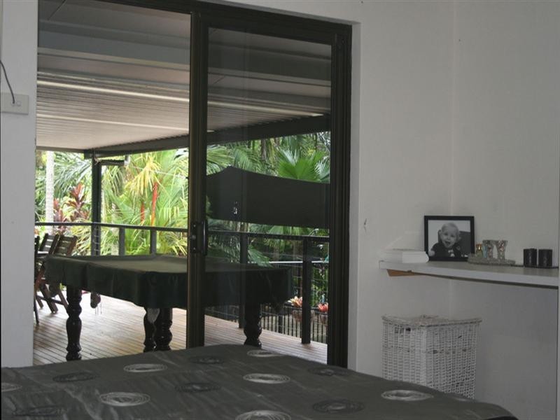 10 Chirio Drive, Redlynch QLD 4870