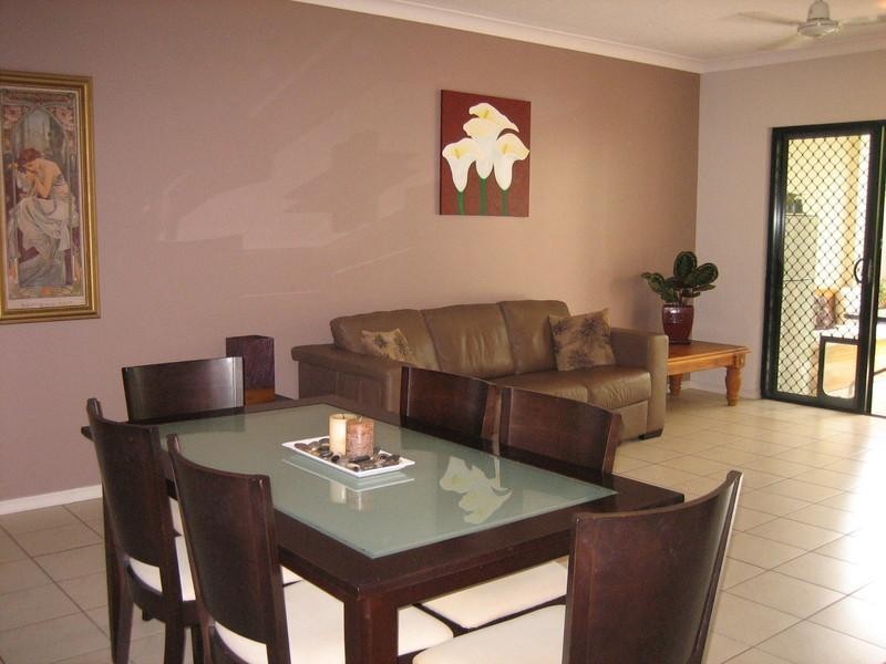 17/58 Intake Road, Redlynch QLD 4870