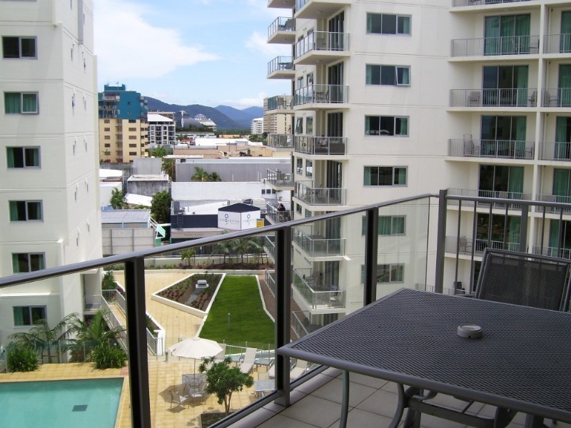 Cairns City QLD 4870