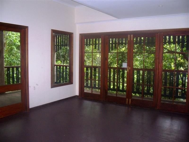 6 Euodia Close, Kamerunga QLD 4870