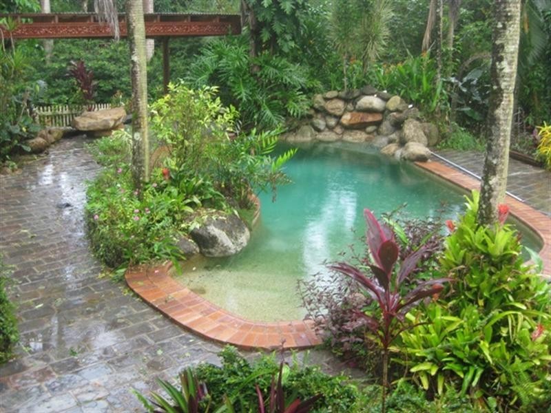 22-24 Pelizzari Close, Redlynch QLD 4870