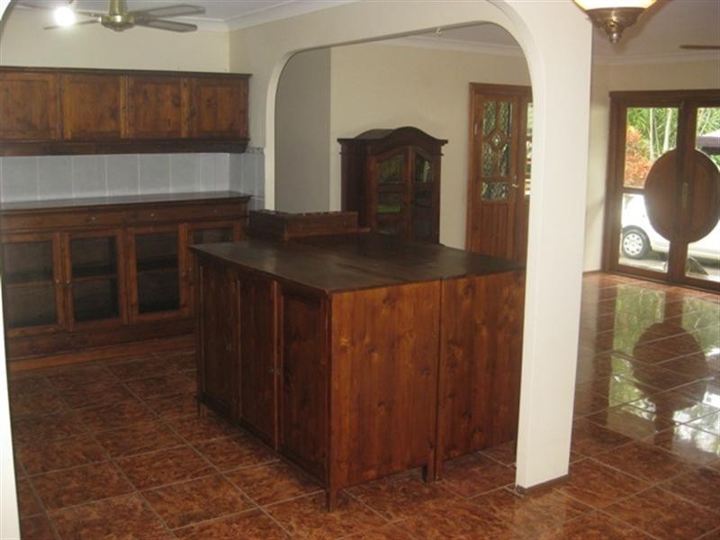 22-24 Pelizzari Close, Redlynch QLD 4870