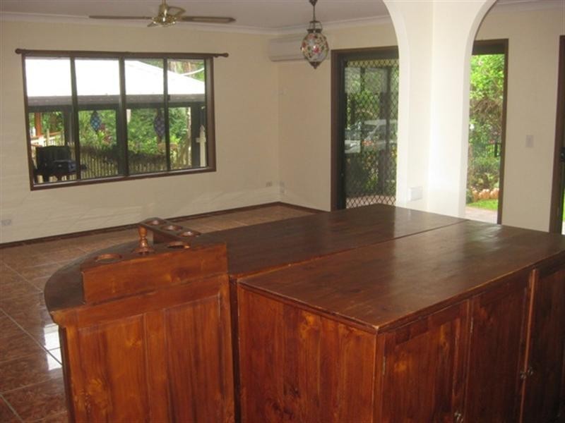 22-24 Pelizzari Close, Redlynch QLD 4870