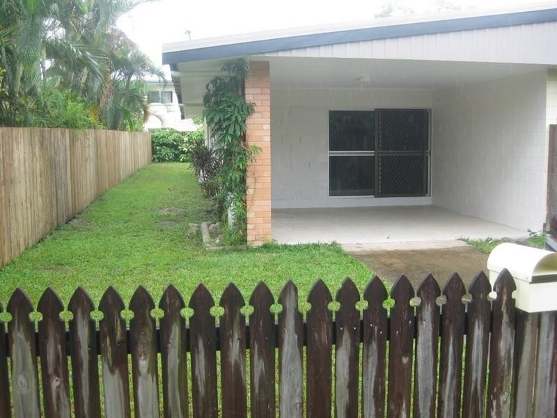 1/87 Mann Street, Westcourt QLD 4870