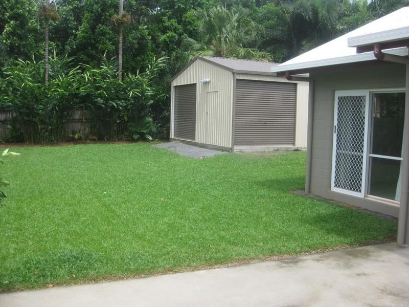 16 Satinash Close, Redlynch QLD 4870