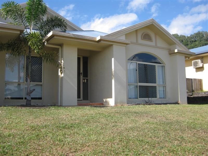 7 Brian Street, Brinsmead QLD 4870