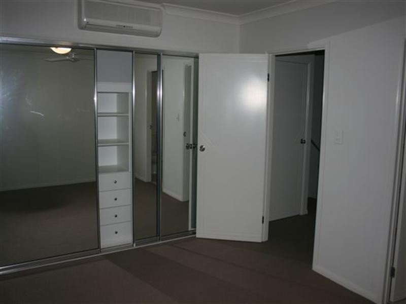 11/40 Intake Road, Redlynch QLD 4870