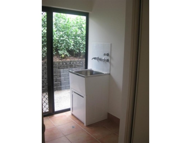 11 Abbington Street, Redlynch QLD 4870