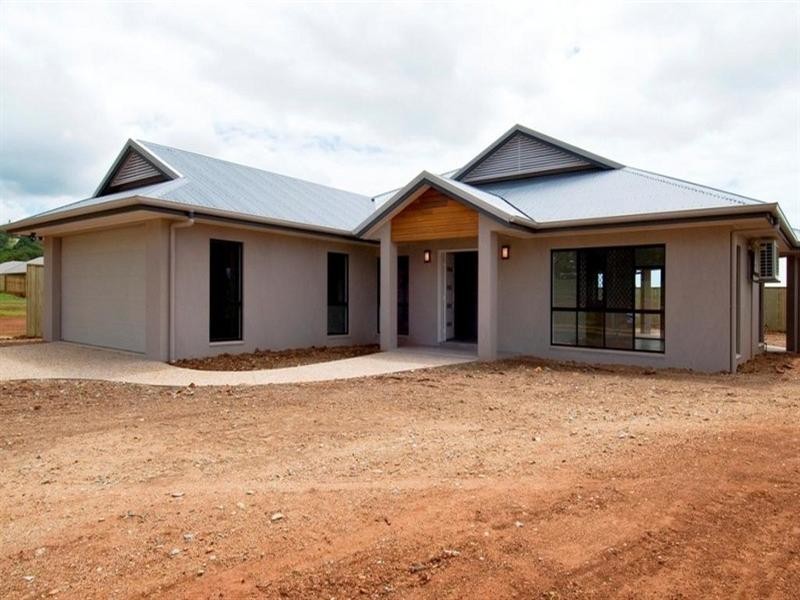 7 Raffles Avenue, Redlynch QLD 4870