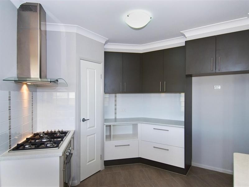 7 Raffles Avenue, Redlynch QLD 4870