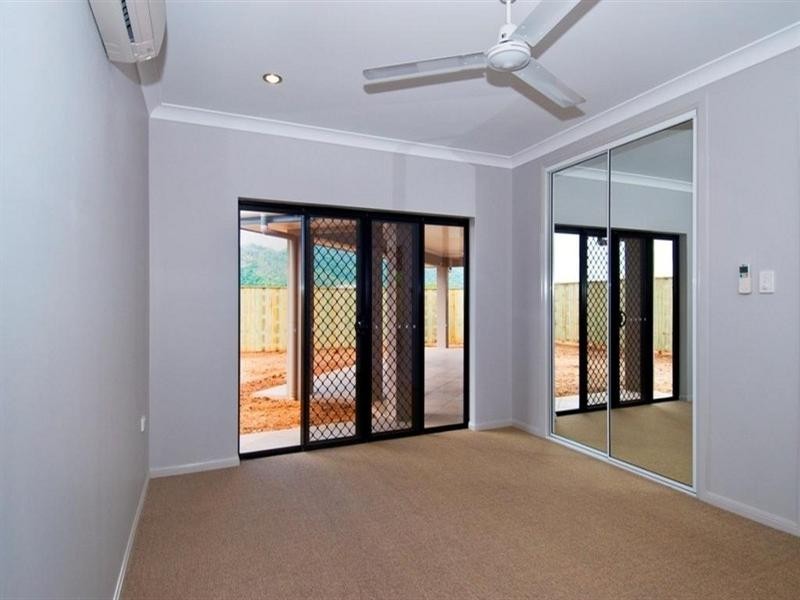 7 Raffles Avenue, Redlynch QLD 4870