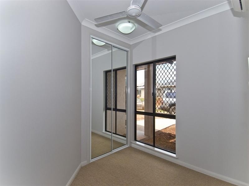 7 Raffles Avenue, Redlynch QLD 4870