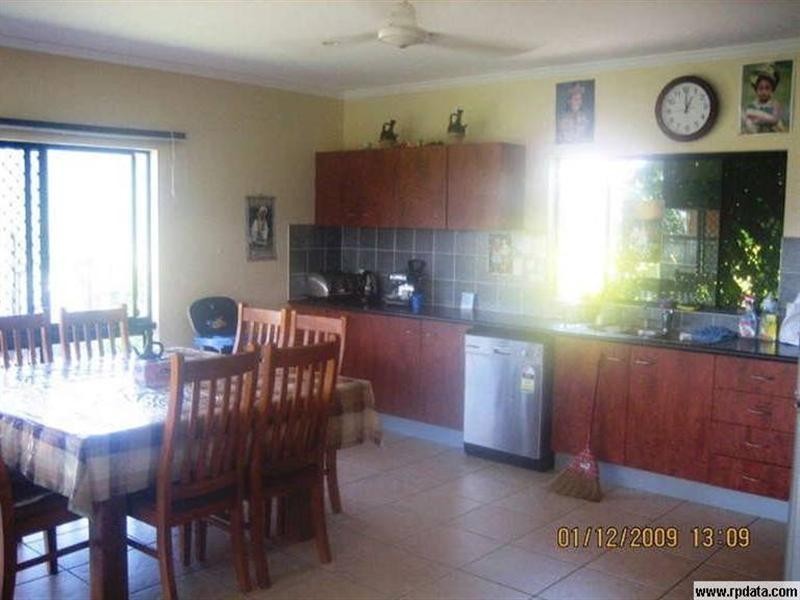 17 Pilosa Street, Redlynch QLD 4870