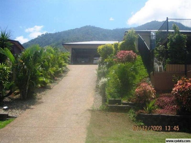 17 Pilosa Street, Redlynch QLD 4870