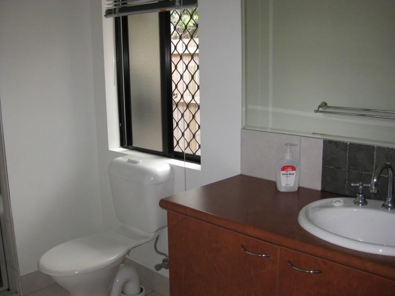 61 William Hickey Street, Redlynch QLD 4870