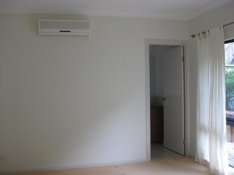 61 William Hickey Street, Redlynch QLD 4870