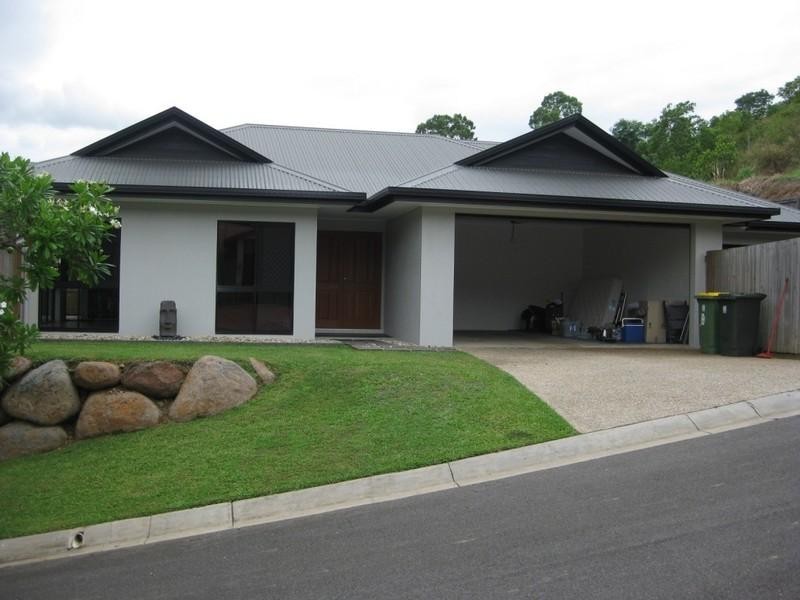 61 William Hickey Street, Redlynch QLD 4870