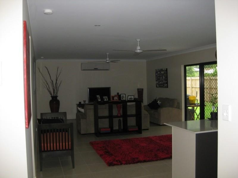 7 Scaglioni Street, Redlynch QLD 4870