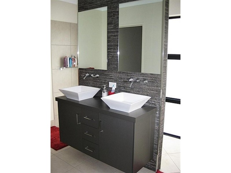 7 Scaglioni Street, Redlynch QLD 4870