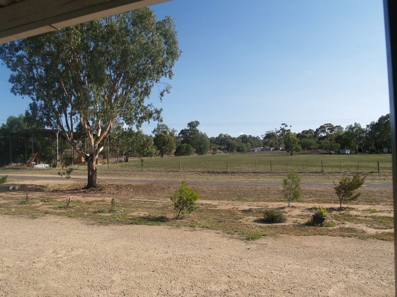 17 Mitchell Street, Thoona VIC 3726