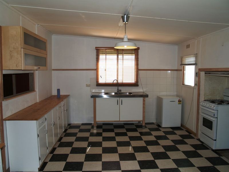 11 Burke Street, Chiltern VIC 3683