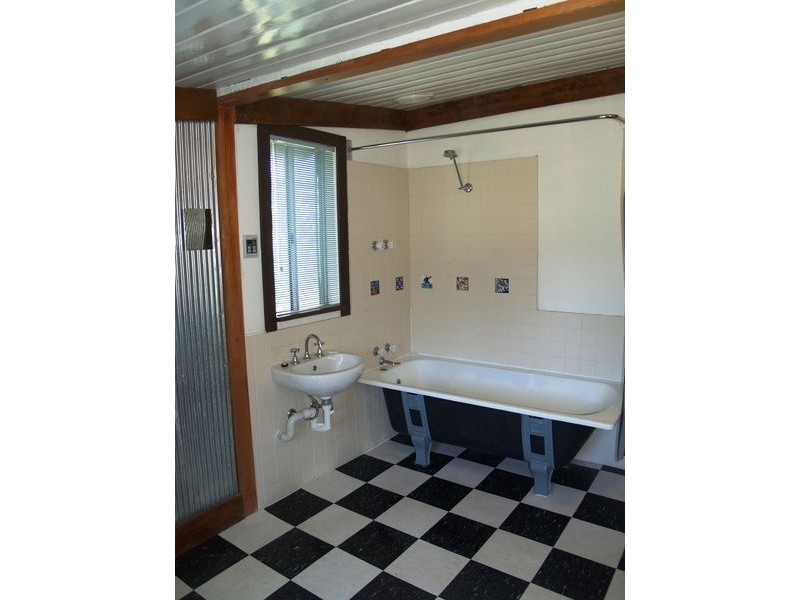 11 Burke Street, Chiltern VIC 3683